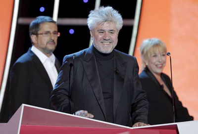 Pedro Almod&oacute;var aparece por sorpresa
