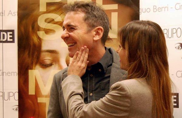 Marta Etura le quita el carm&iacute;n a Santiago Tabernero