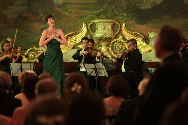 Paz Vega como Mar&iacute;a Callas