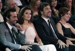 Javier Bardem, Penélope Cruz y Jordi Mollá en los Goya 2010