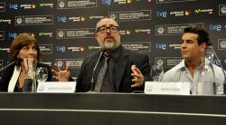 Carmen Maura, Álex De La Iglesia y Mario Casas